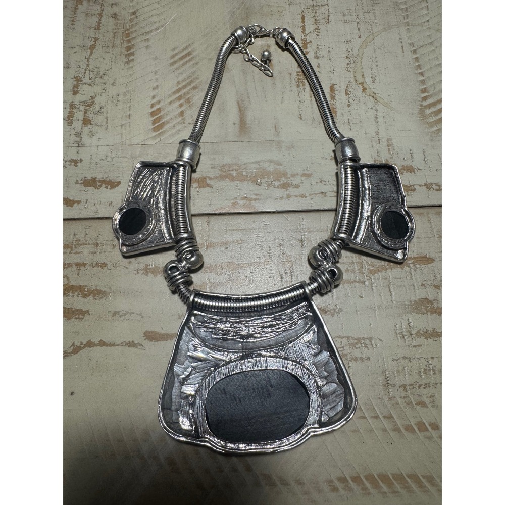 Vintage Brutalist Silver Tone Bib Statement Necklace Black Geometric Inlay - Picture 3 of 4